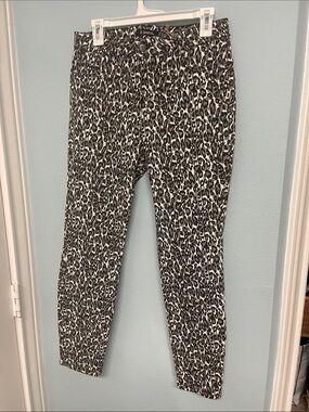 d. jeans Black & White Leopard Print stretch jeans